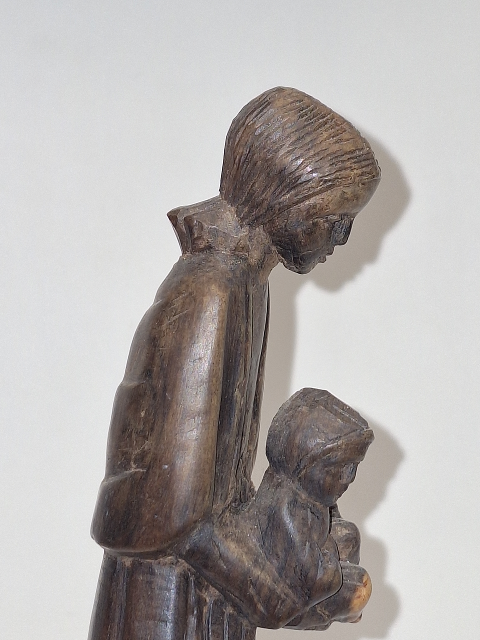 Escultura em madeira Madonna com menino 6