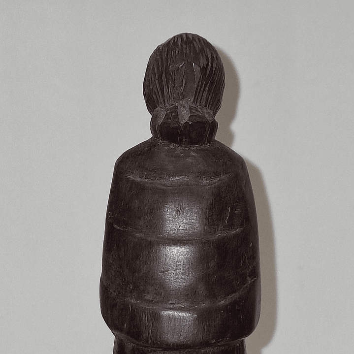 Escultura em madeira Madonna com menino 7