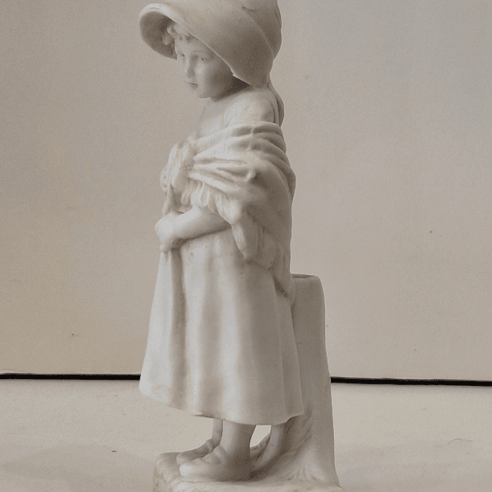 Estatueta em biscuit, tulipeira  2