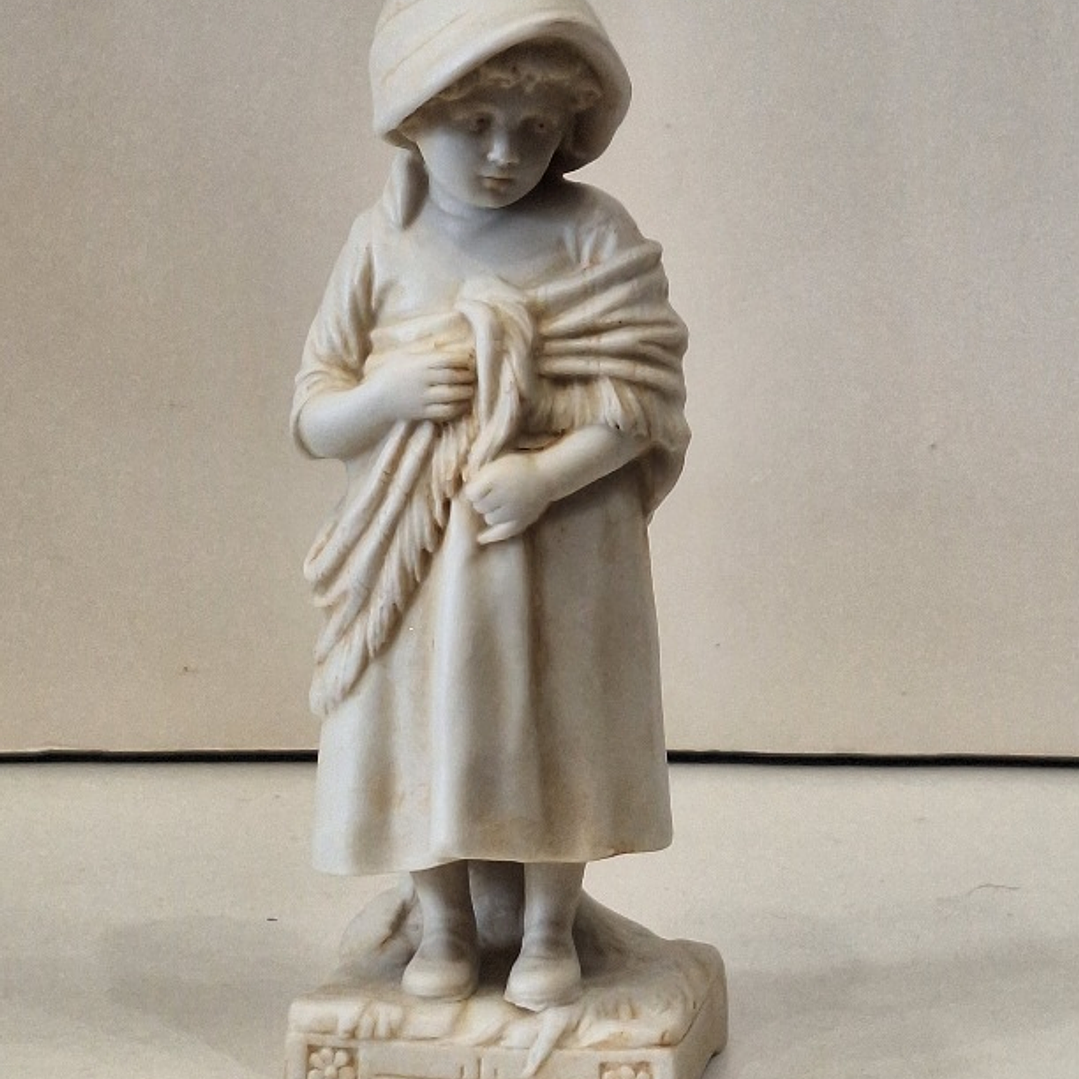 Estatueta em biscuit, tulipeira  6