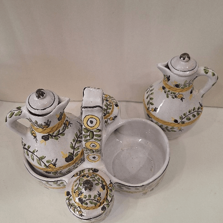 Galheteiro em faiança policromada  3