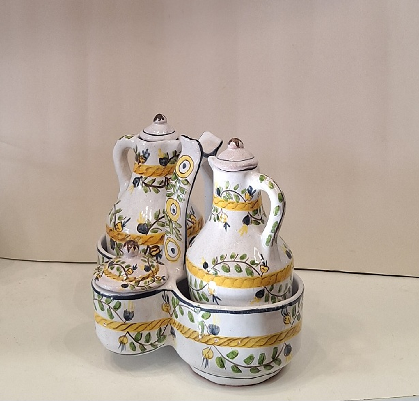 Galheteiro em faiança policromada  4