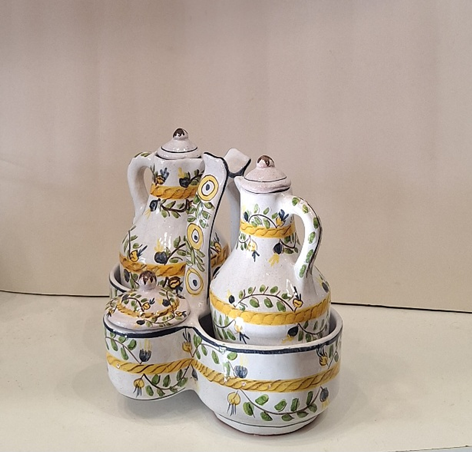 Galheteiro em faiança policromada  4