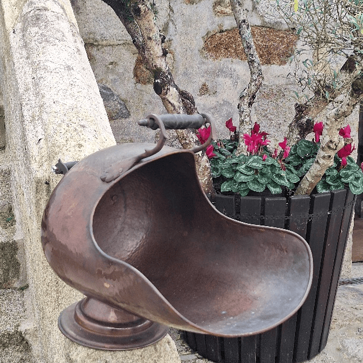 Balde de carvão / madeira em cobre 1