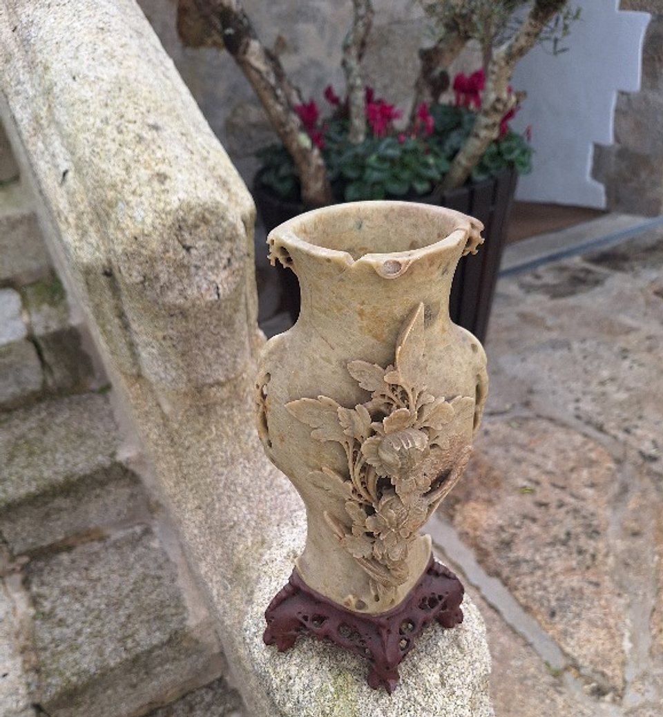 Vaso em pedra sabão, anos 20/30 1