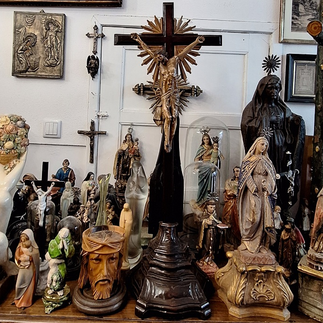 Crucifixo em madeira 1