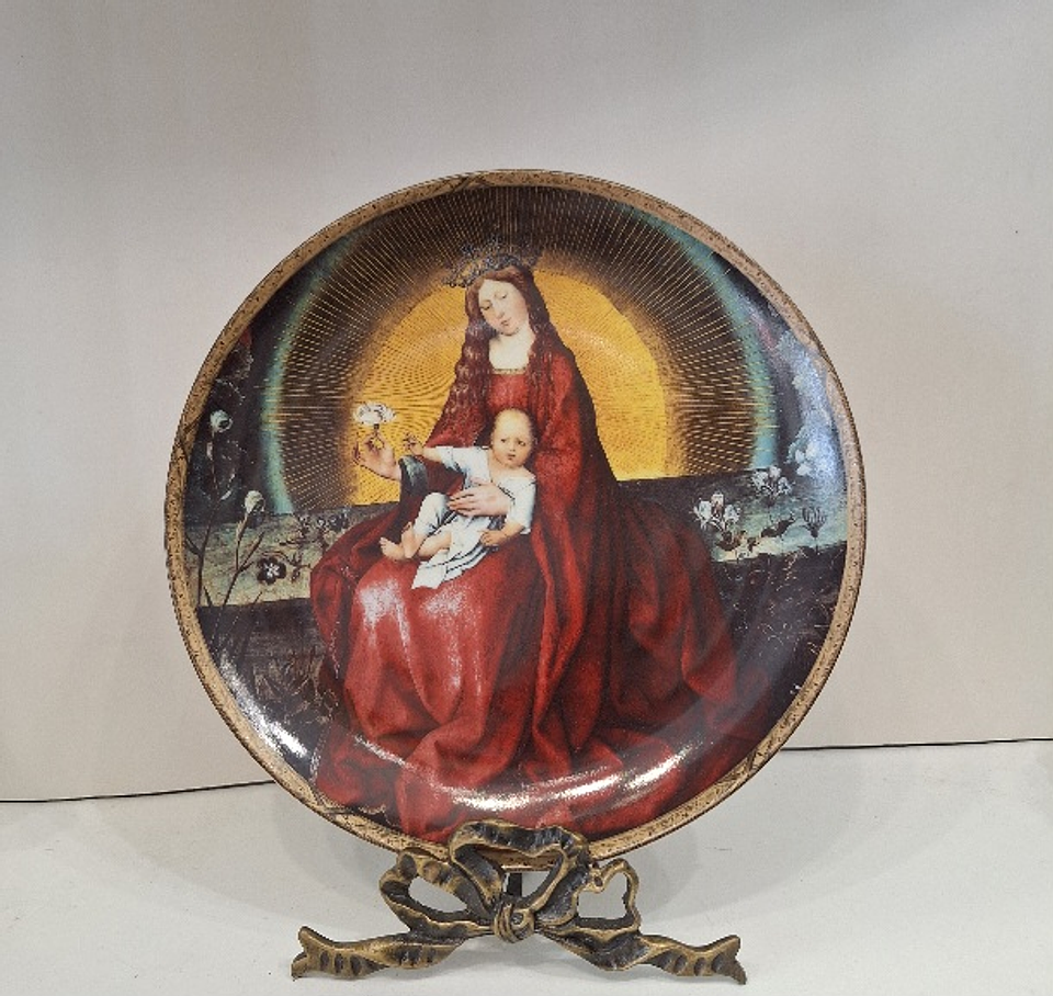 Prato decorativo em porcelana Porcel 1