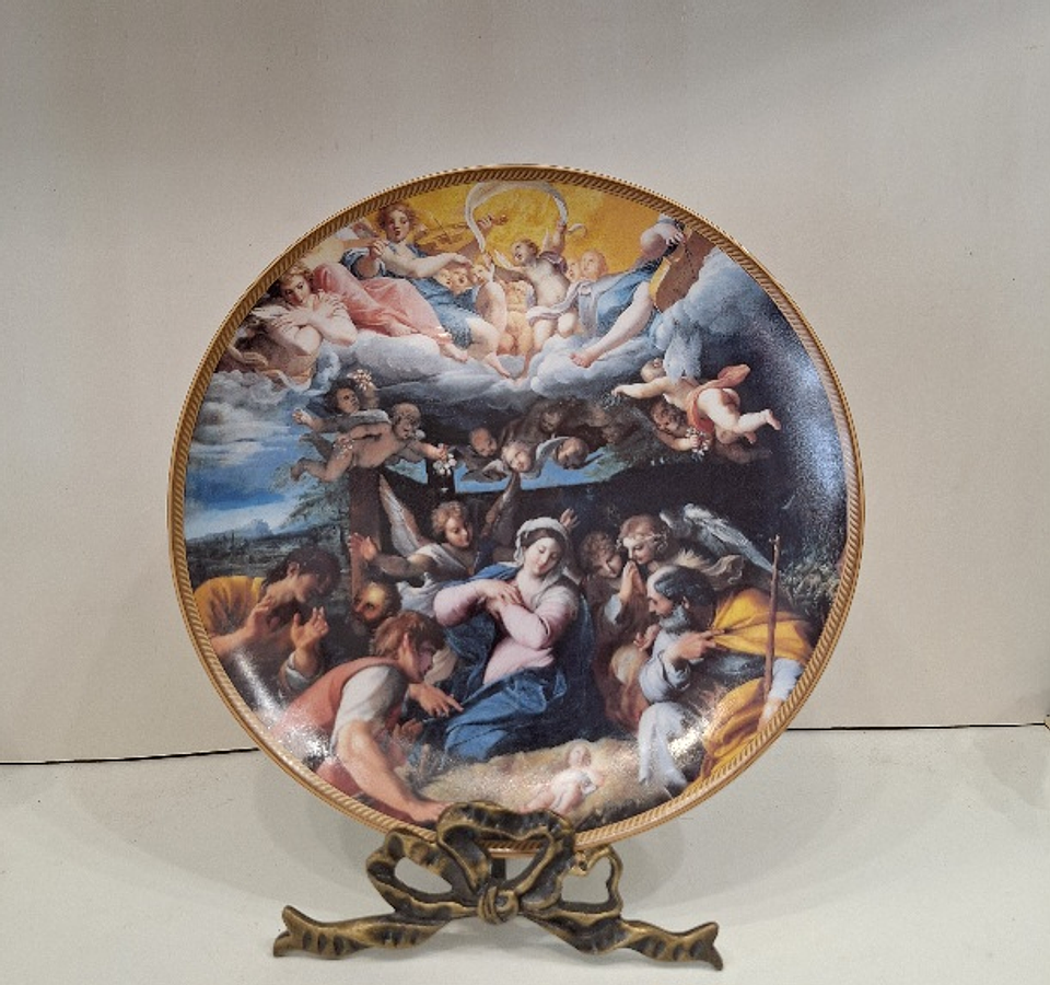 Prato decorativo em porcelana Porcel  1