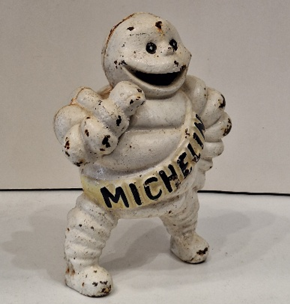 Cofre Mascote da Michelin em ferro fundido  1