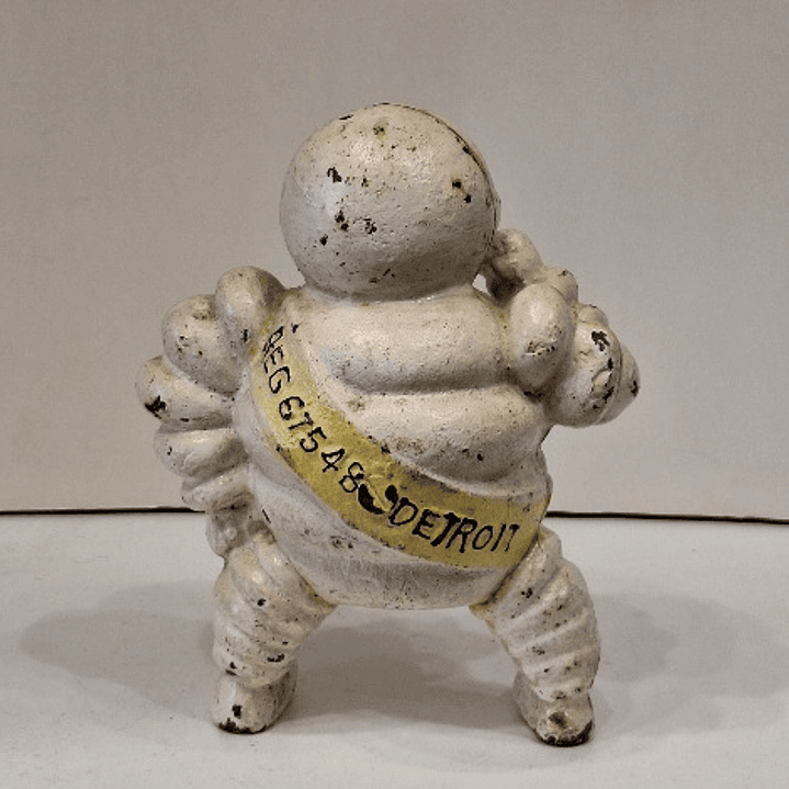 Cofre Mascote da Michelin em ferro fundido  4