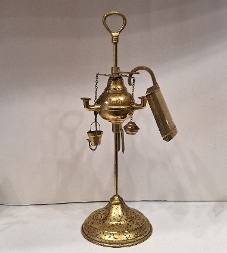 Candeia de azeite em latão  2