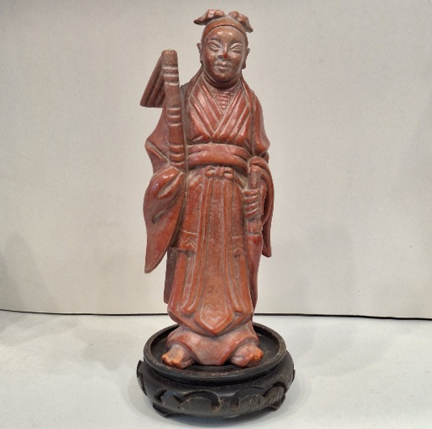 Escultura asiática em pedra sabão coral 5