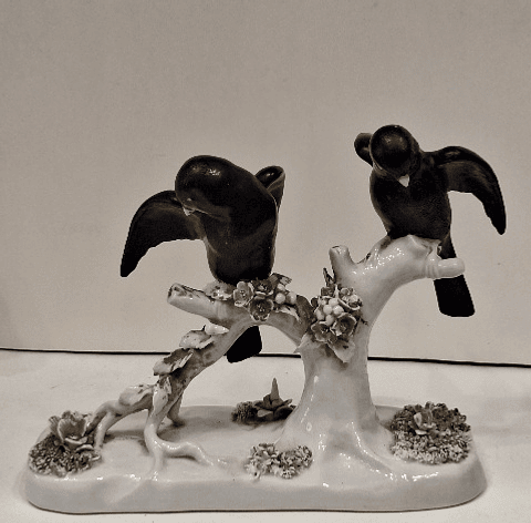 Estatueta com pássaros da Artibus