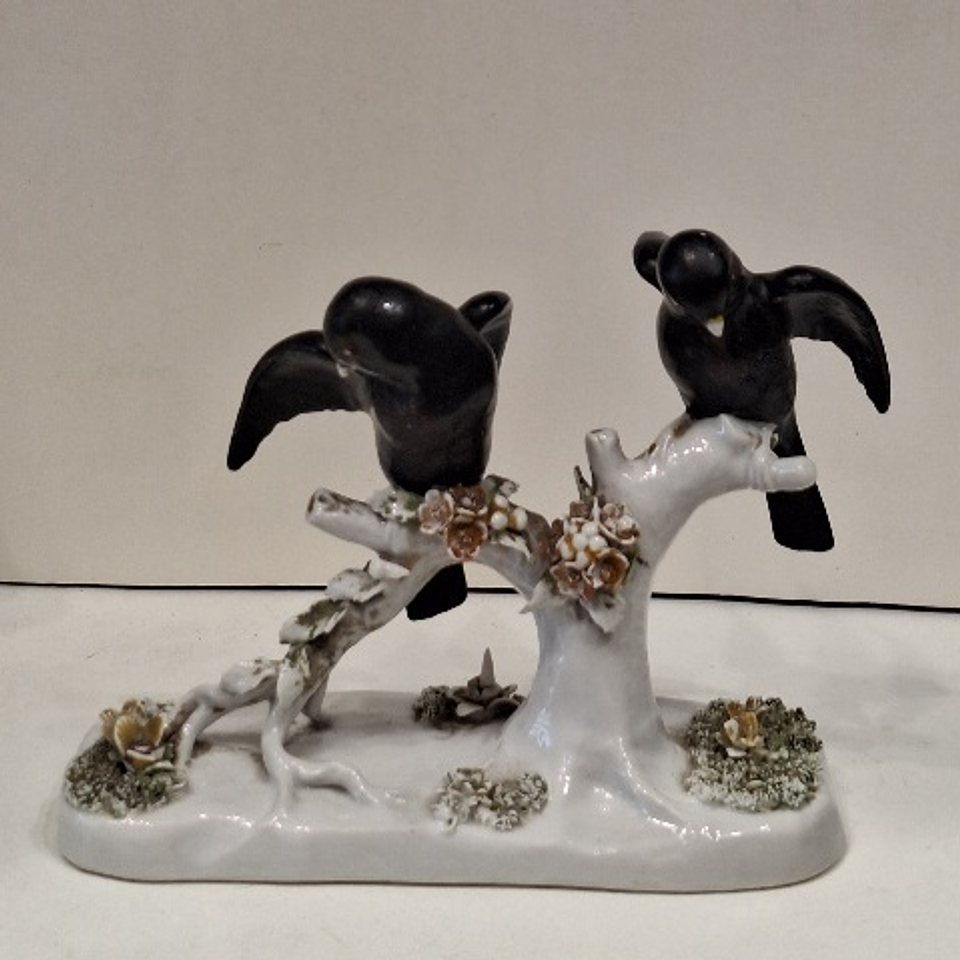 Estatueta com pássaros da Artibus 3