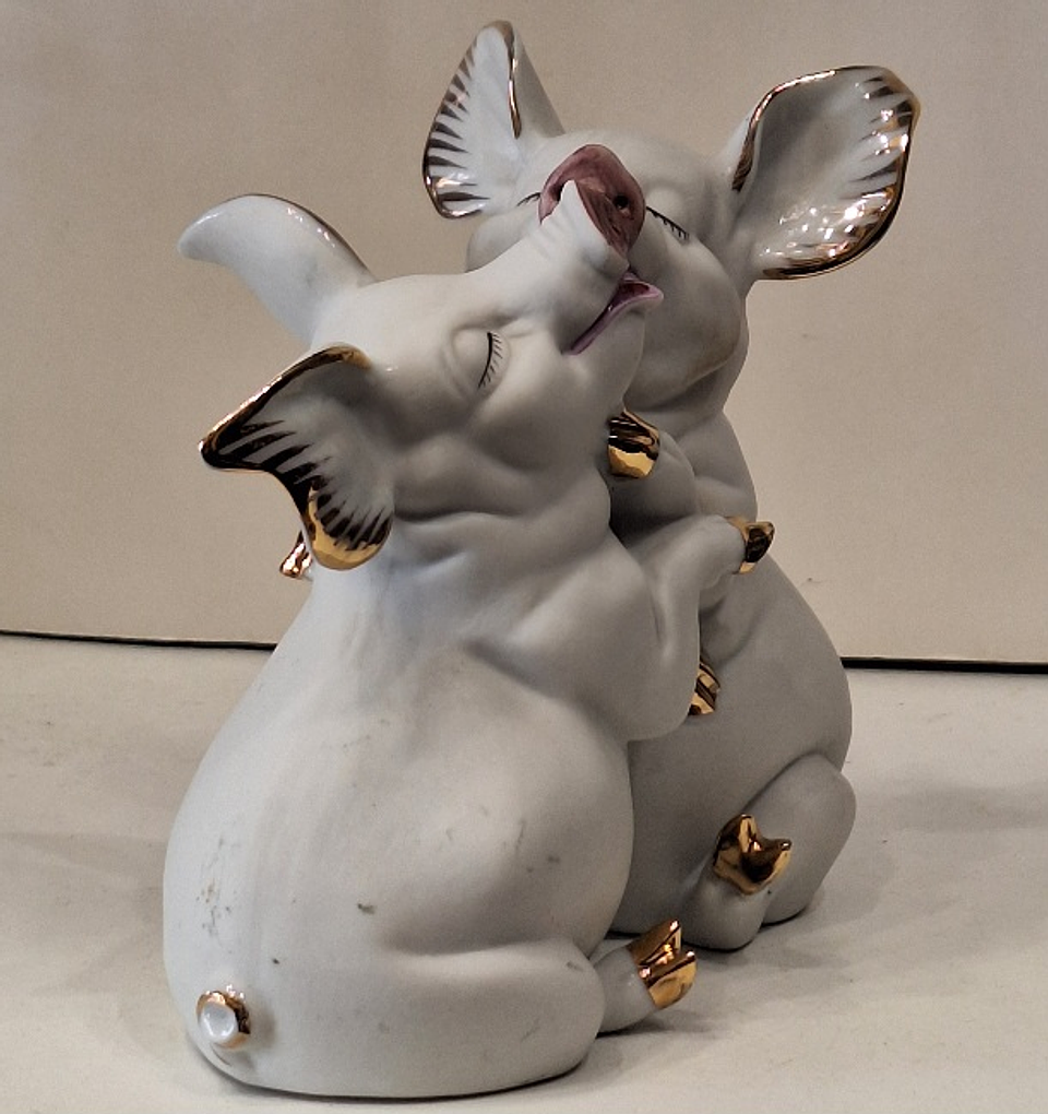 Porcos apaixonados em biscuit  4