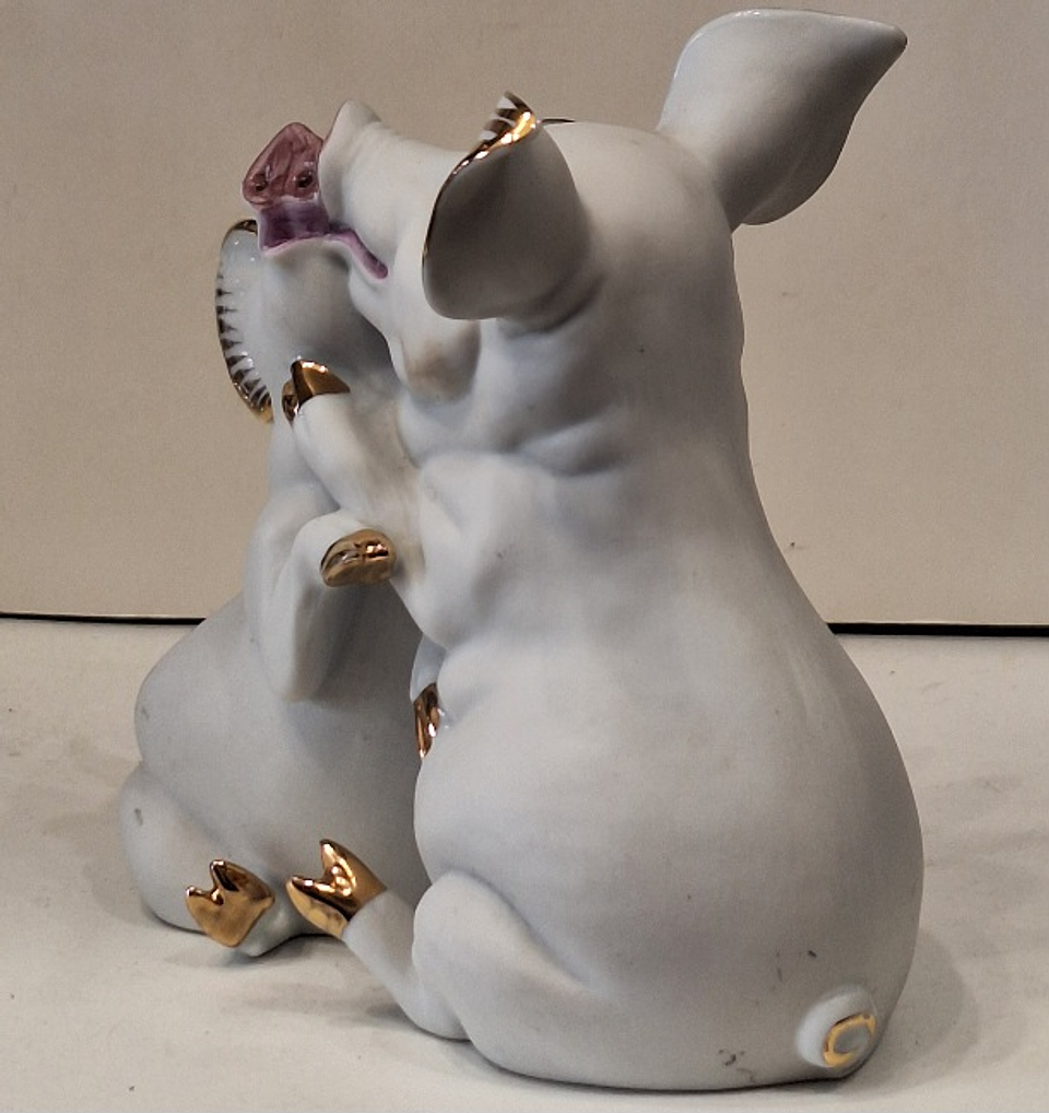 Porcos apaixonados em biscuit  6