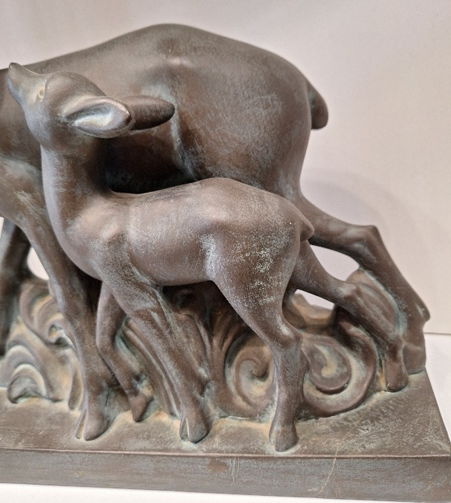Arte Déco, Escultura de Corça com filhote  4