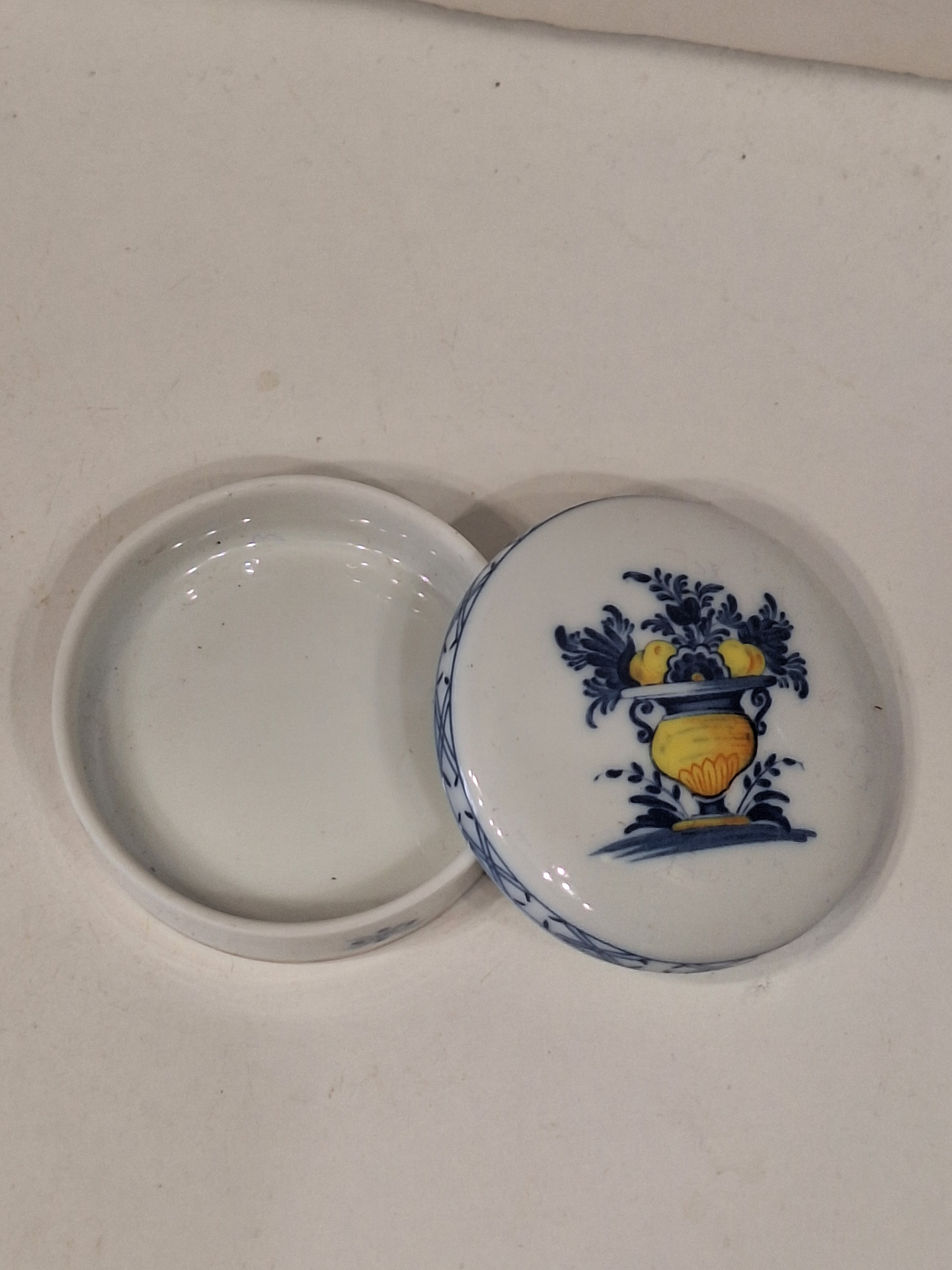 Caixa porta-Jóias, Vista Alegre  3