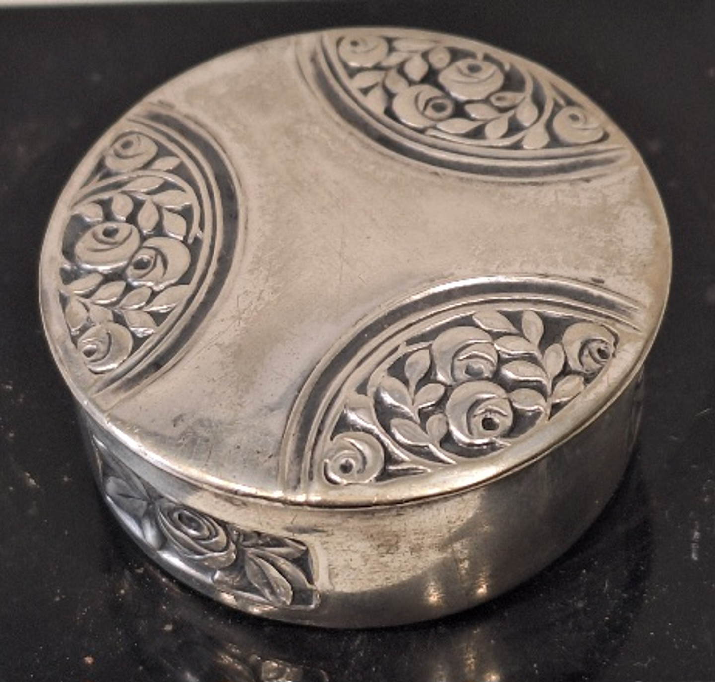 Caixa para rapé em alpacca 1