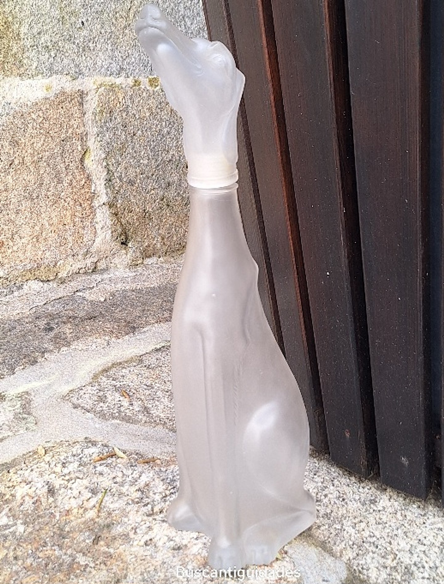 Grande garrafa, representando cão  3