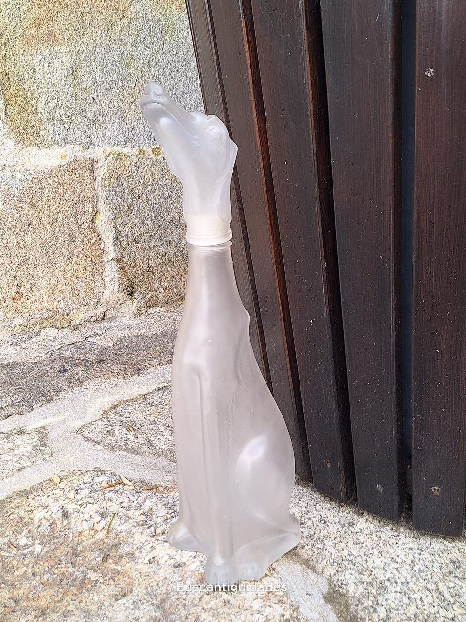 Grande garrafa, representando cão  5