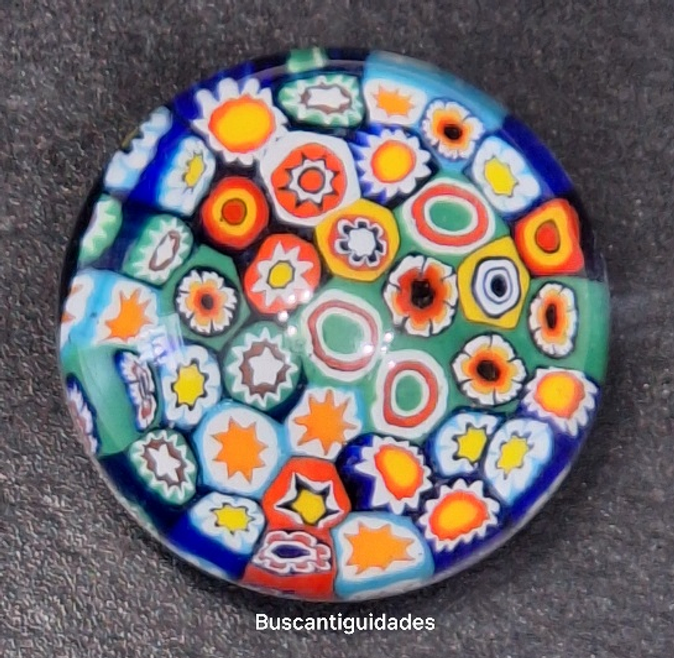 Pisa-papéis em cristal millefiore de Murano  1