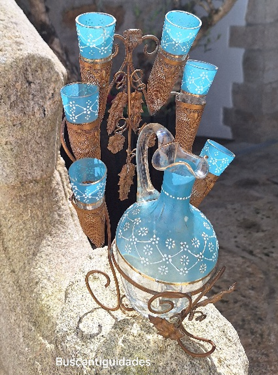 Antigo Licoreiro com seis copos  3