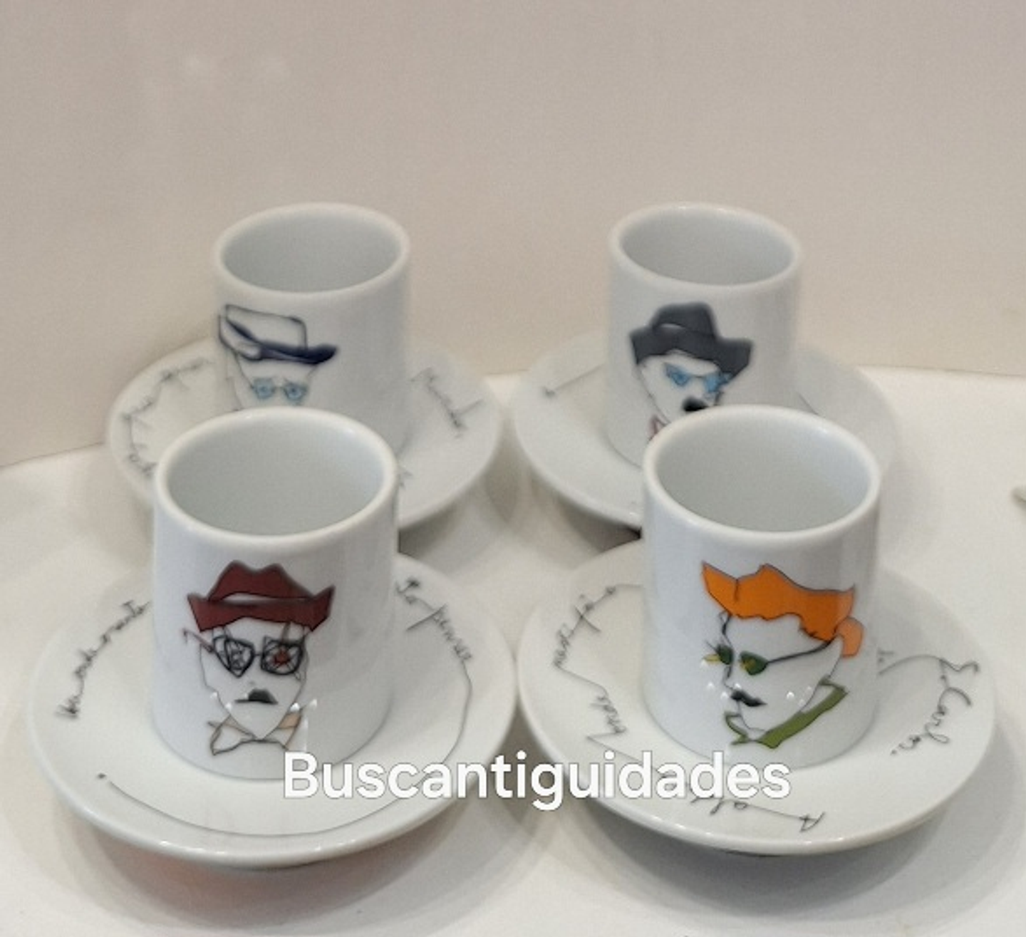 Xícara para colecção. Fernando Pessoa (Vista Alegre) 1