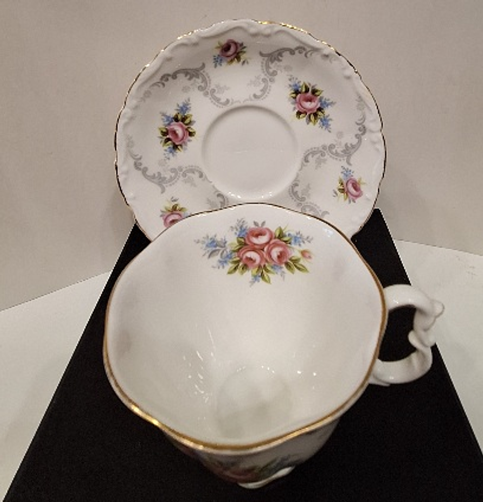 Xícara para colecção, Royal Albert 2