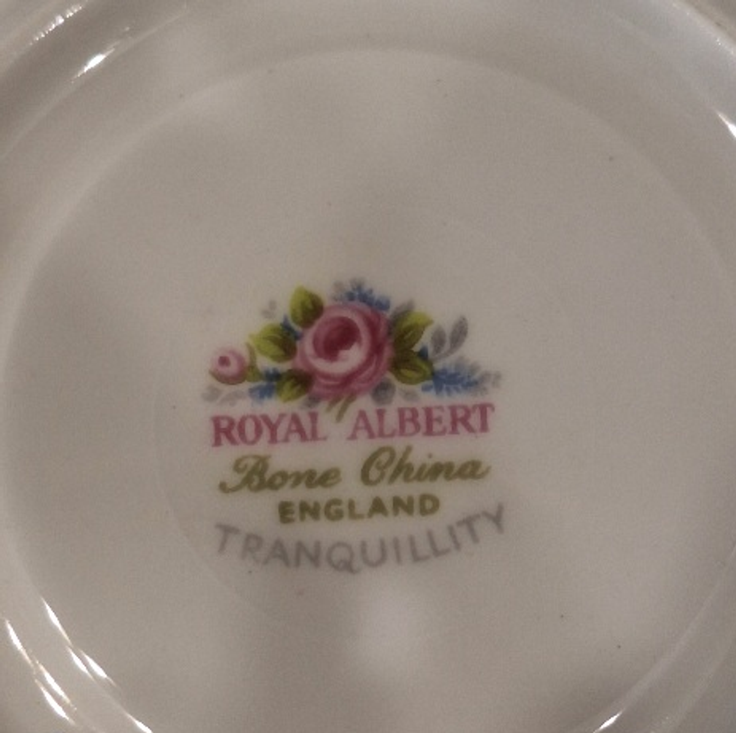 Xícara para colecção, Royal Albert 3