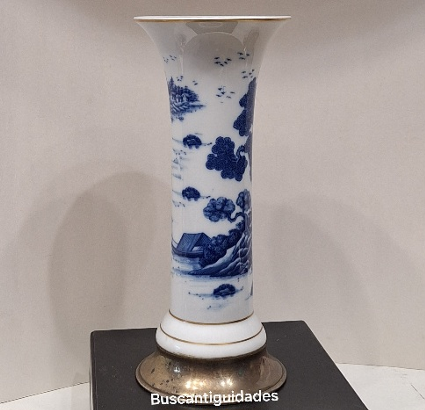 Vaso em porcelana NG, base em prata 2