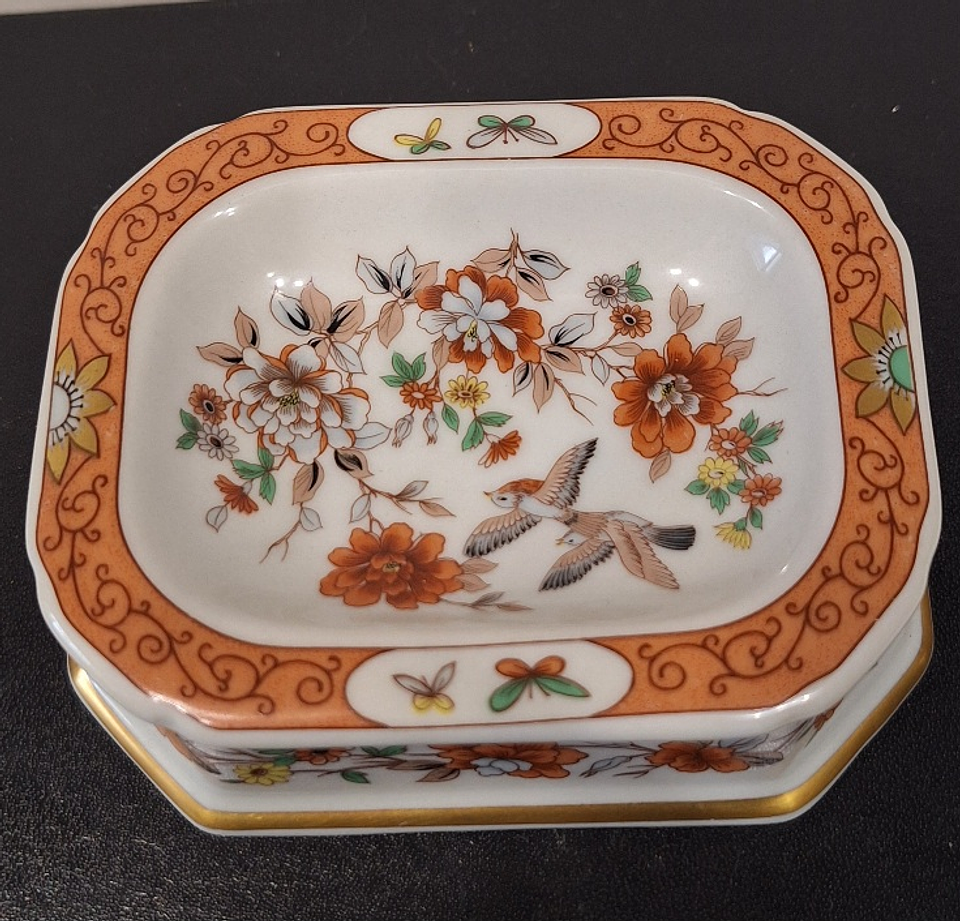 Saleiro em porcelana Vista Alegre 