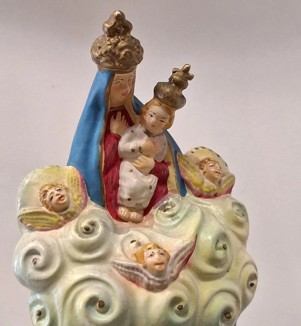 Estatueta em faiança, N. S. Nazaré  4