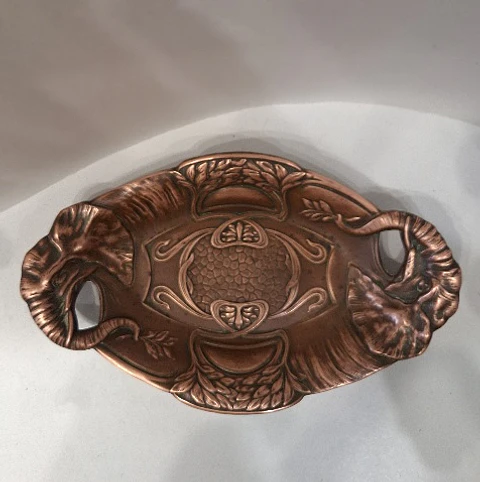 Bilheteira  art nouveau em cobre, elefante