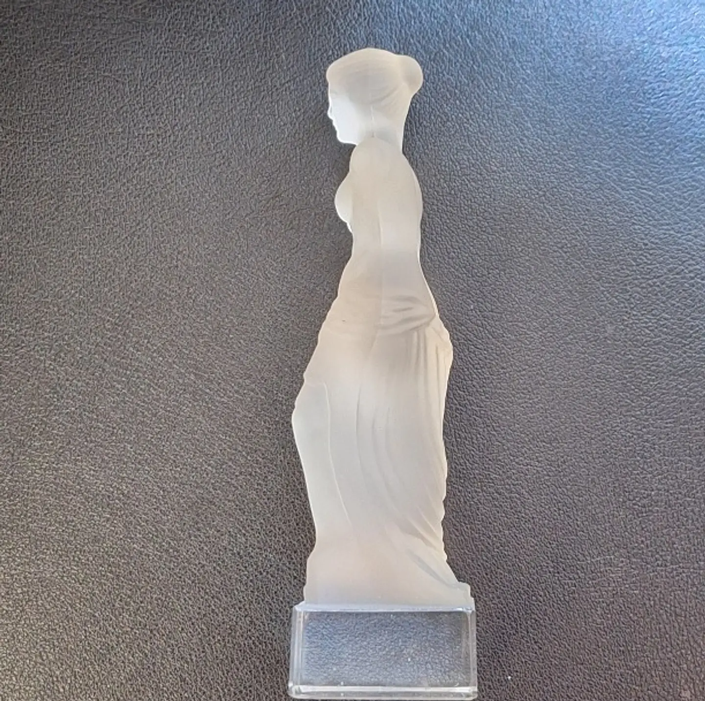 Estatueta em cristal, representando Vénus de Milo 3