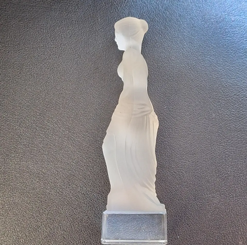 Estatueta em cristal, representando Vénus de Milo 3