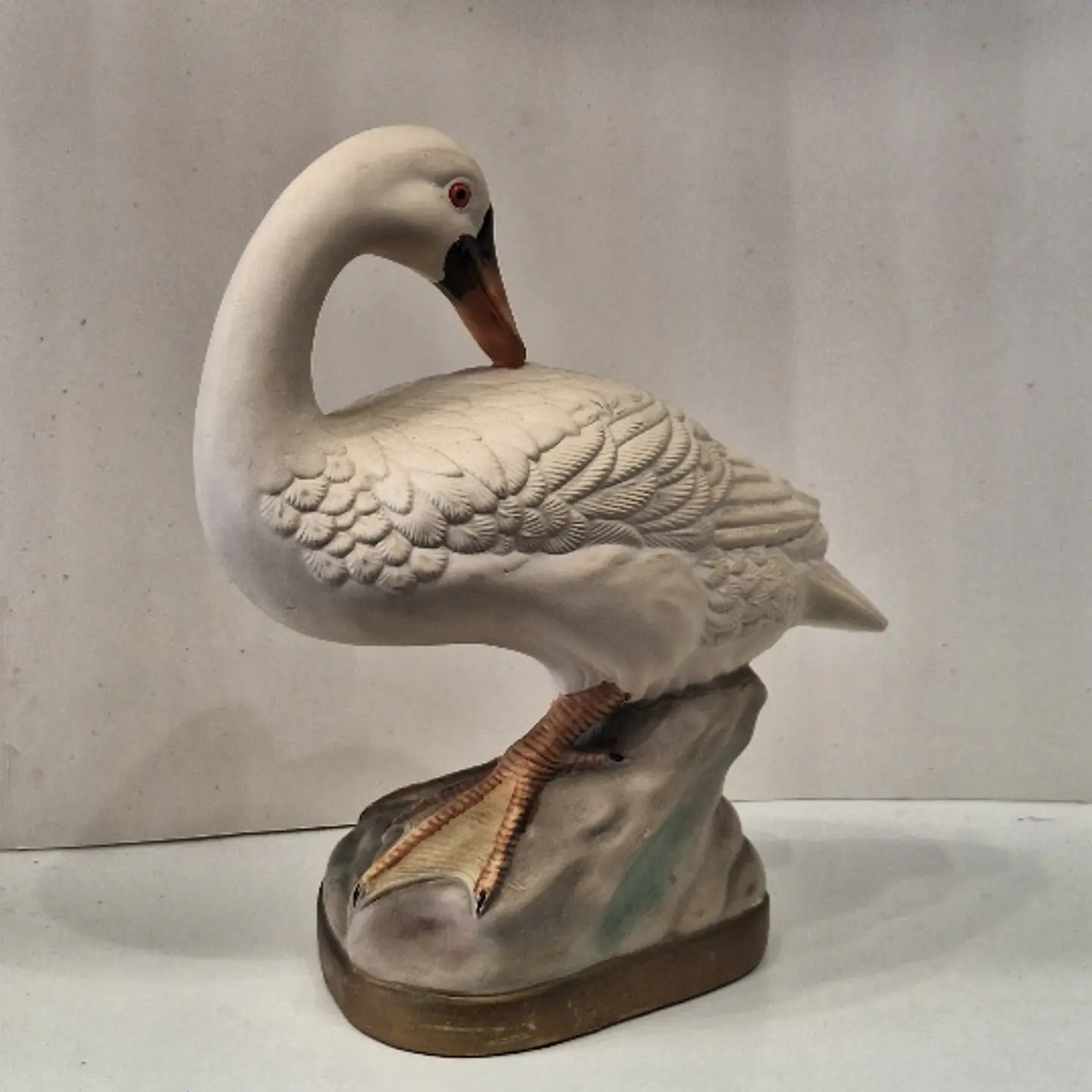 Estatueta em faiança representando Ganso 5