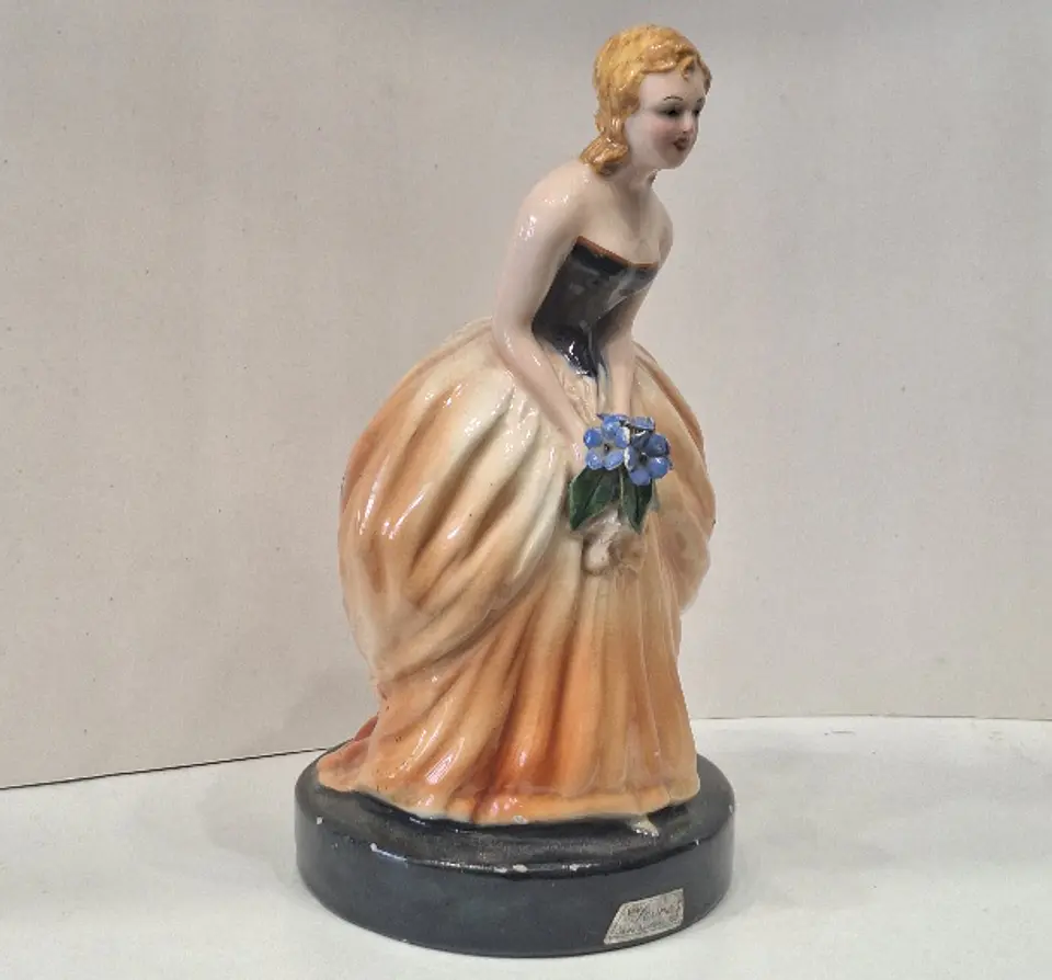 Estatueta em faiança, arte Déco  7