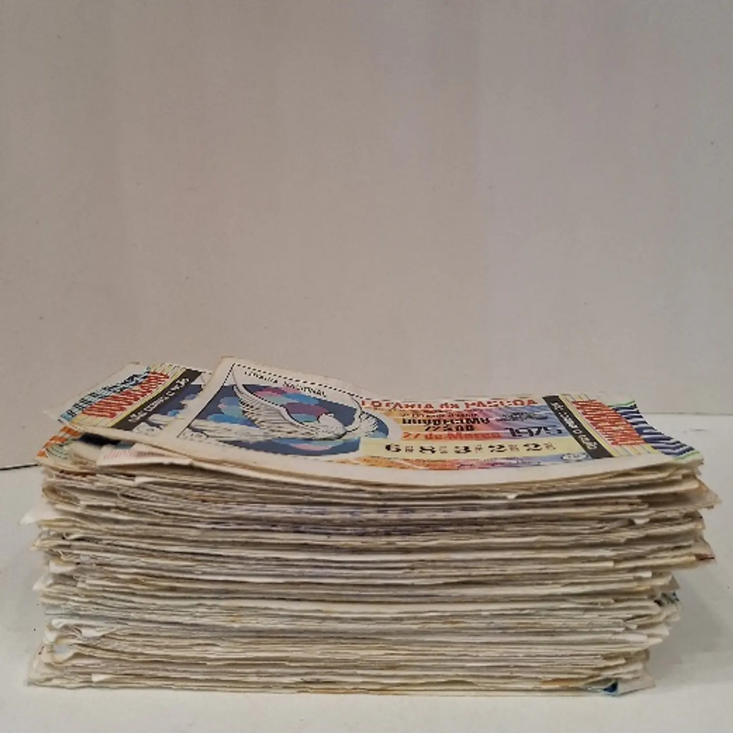 Cautelas, bilhetes da Loteria Nacional Portuguesa de 1975 a 1980 2