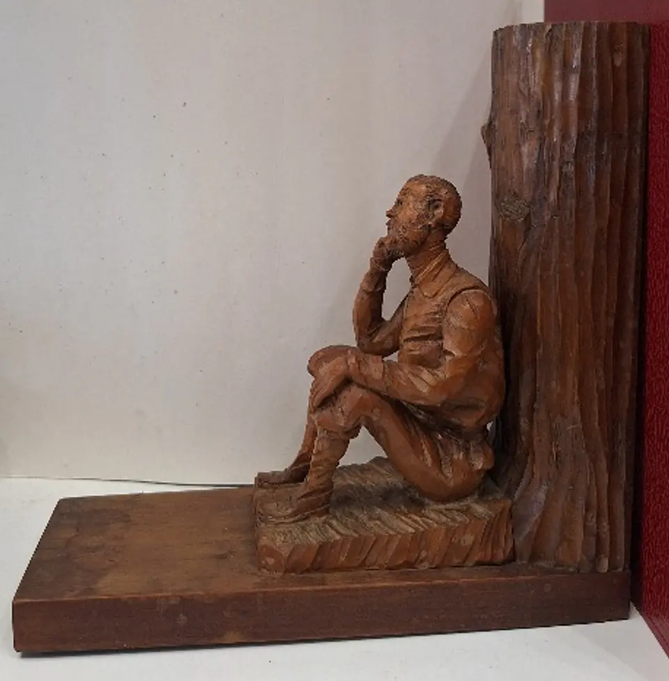 Suporte de livros, bookends, representando Dom Quixote e  Sancho Pança  7