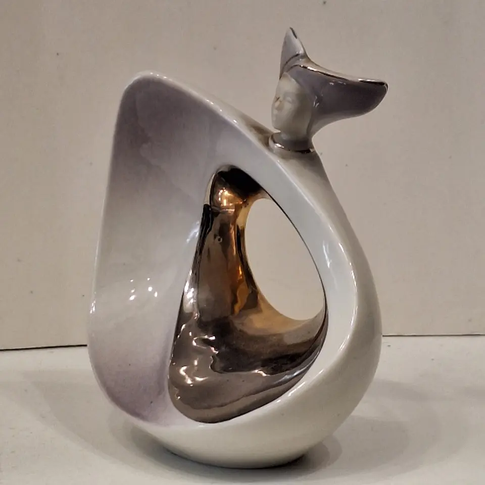 Estatueta de porcelana contemporânea GALOS em estilo Art Déco, anos 80. 3