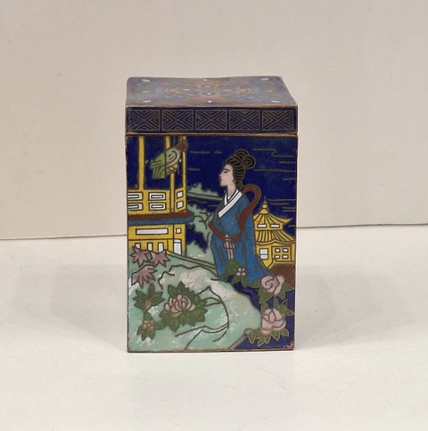 Caixa chinesa em cloisonné 