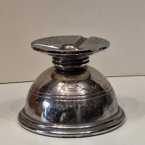 Tinteiro de mesa vintage, estilo cabrestante.
