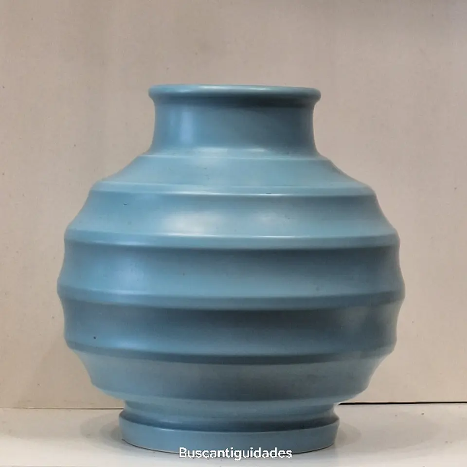 Vaso dos anos 30 por Keith Murray para Wedgwood  1