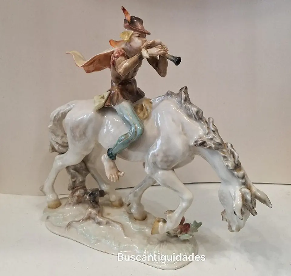 Estatueta em porcelana alemã, Hutschenreuther, modelada por Karl Tutter 10