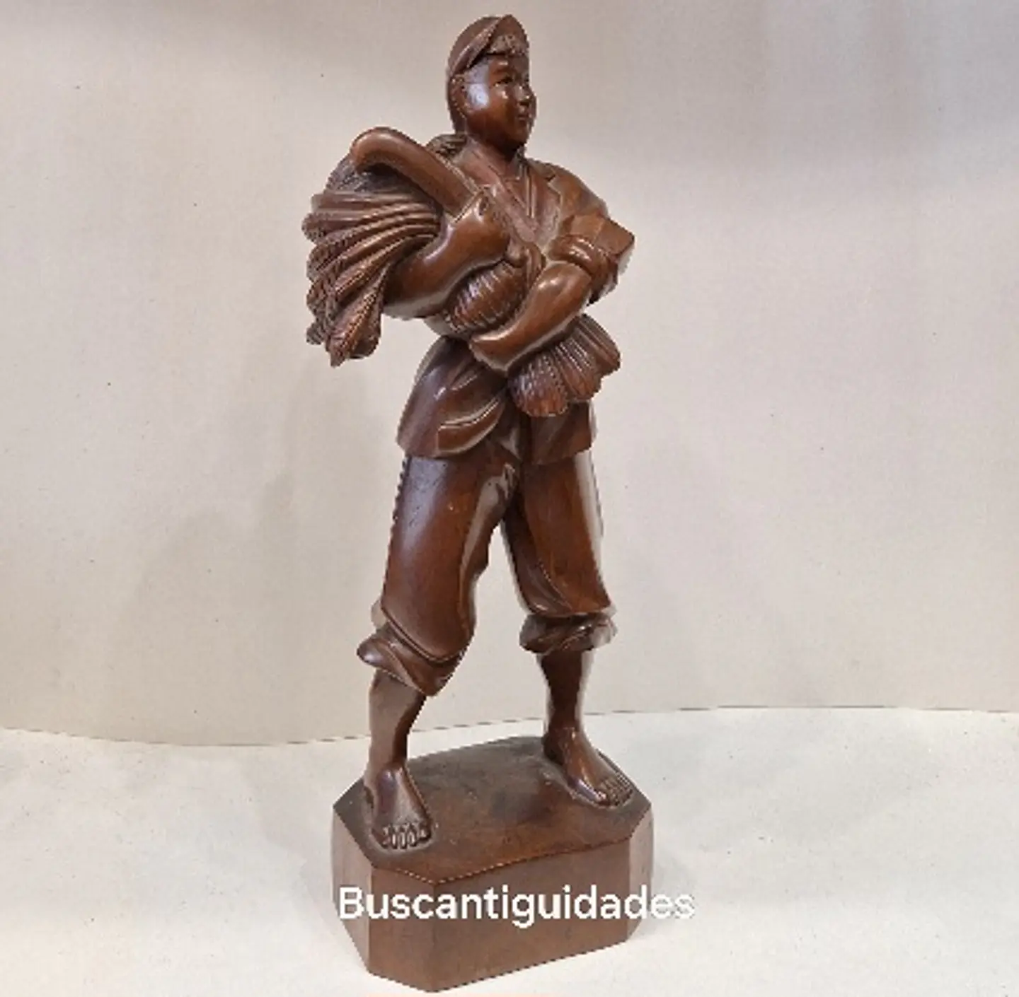 Estatueta chinesa em madeira 2