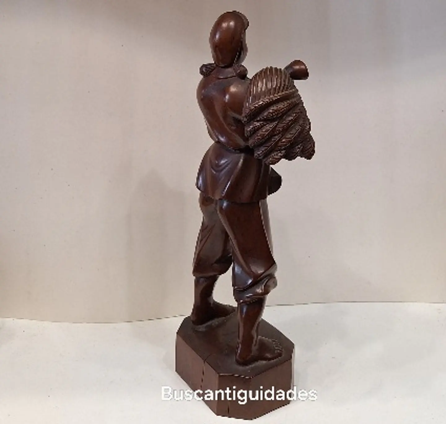 Estatueta chinesa em madeira 3