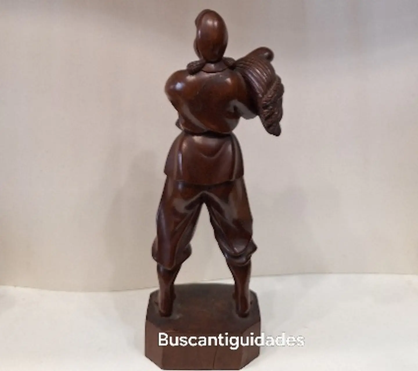 Estatueta chinesa em madeira 4