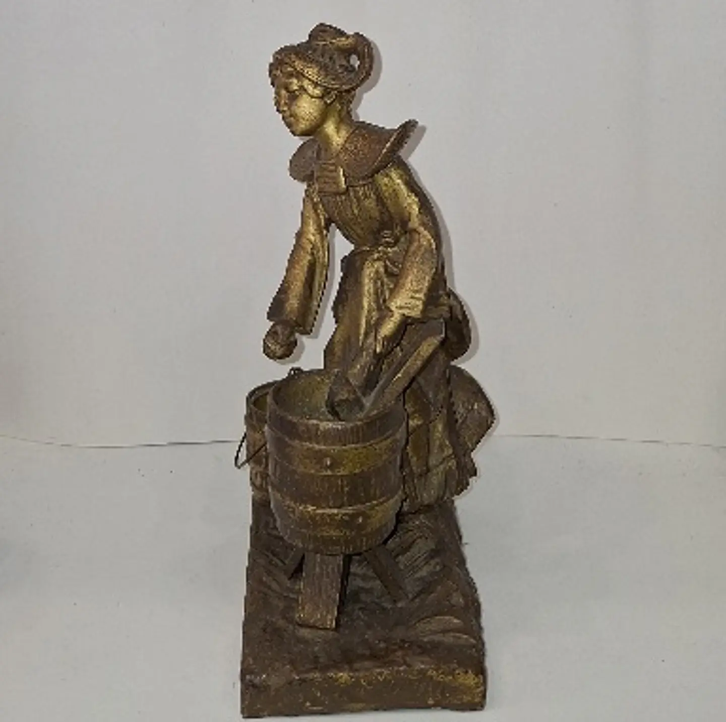 Escultura Holandesa em petit-bronze  3