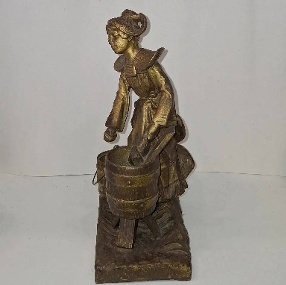 Escultura Holandesa em petit-bronze  3